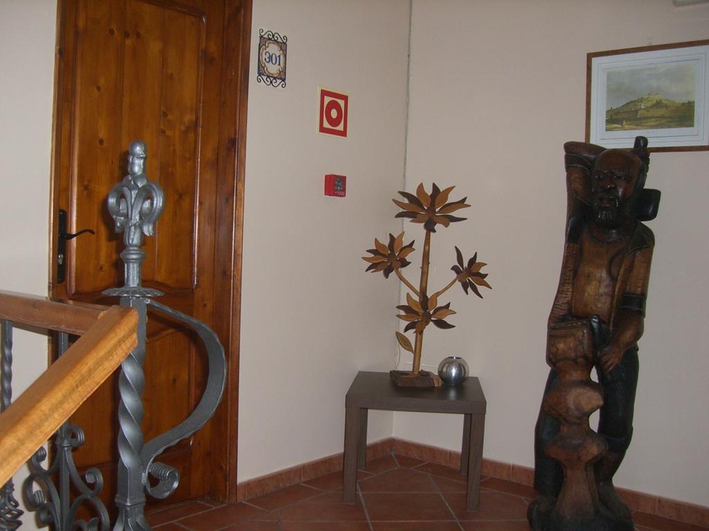 Hotel O Gadanha Estremoz Ngoại thất bức ảnh